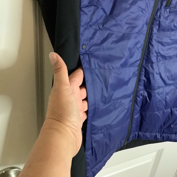 SPYDER New NWT black Glissade Hybrid
Insulated Vest Size S blue Men - Picture 7 of 11